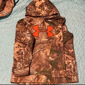 Under Armour hoodie